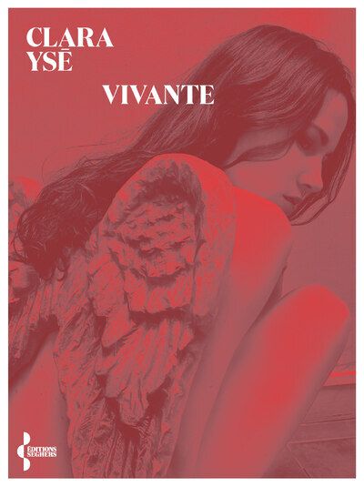 Couverture du livre VIVANTE